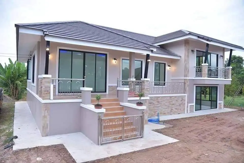 Grand House with 4 Bedrooms, Impressive Design with Basement - Best