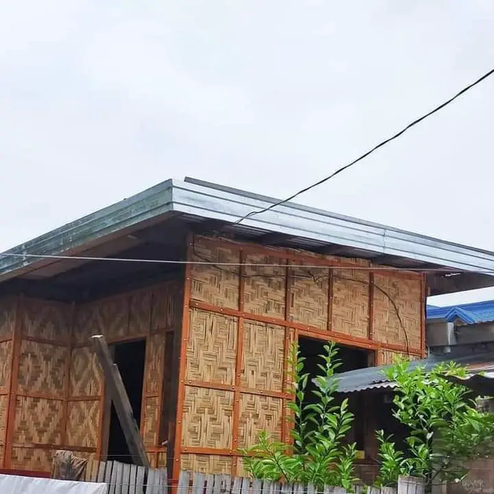Half-Concrete & Half-Amakan House